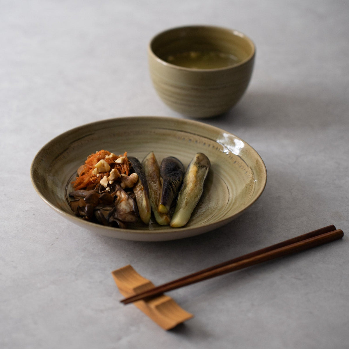 潤（uruma） 小皿 14.5cm （グリーン） – 豆皿・小皿／皿