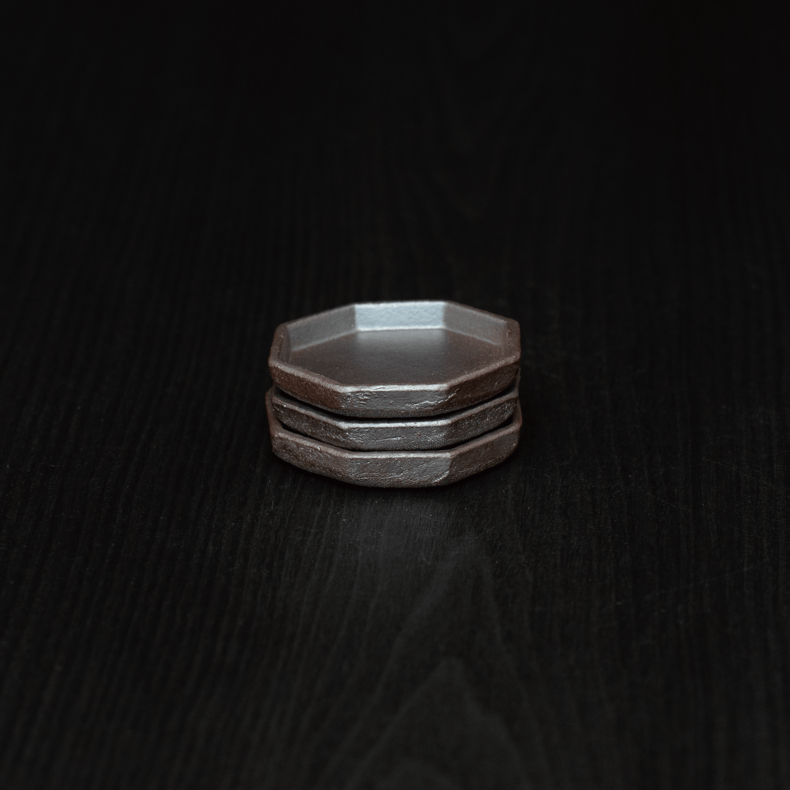 アニス 八角プレート 7cm（ブラウン） – 皿・プレート – 一流