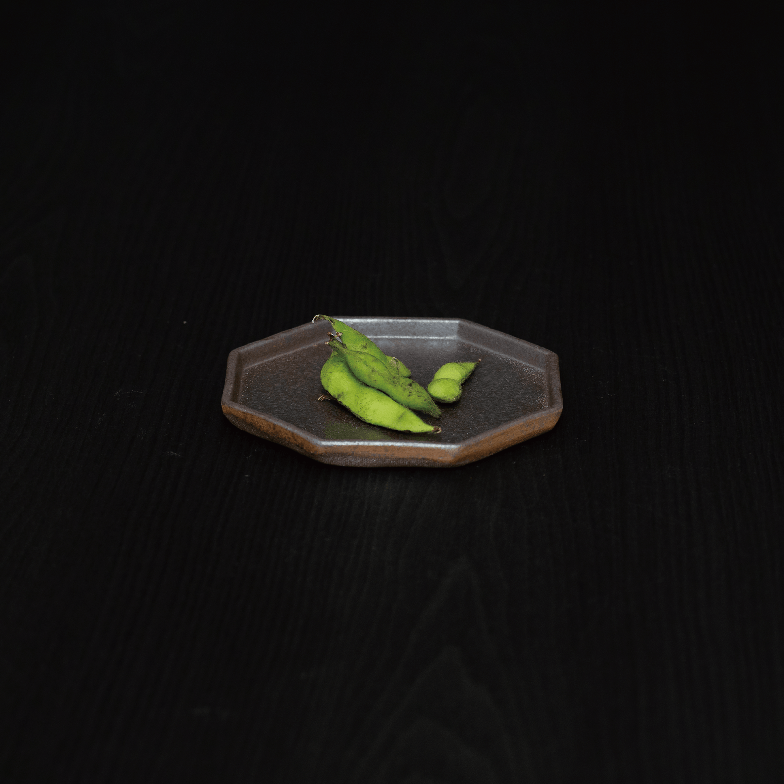 アニス 八角プレート 14cm（ブラウン） – 皿・プレート – 一流