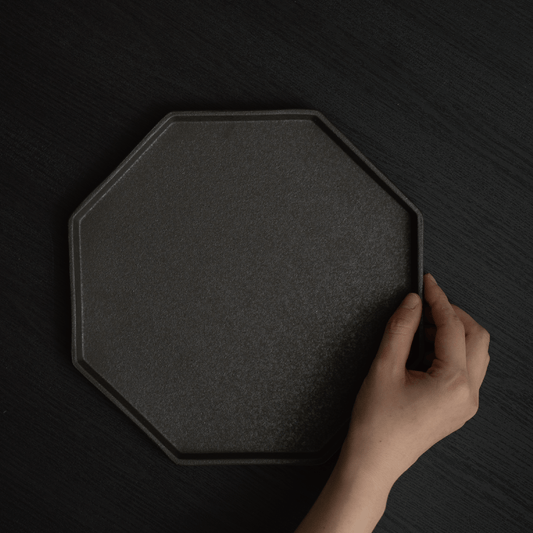 アニス 八角プレート 24cm(ブラック)
