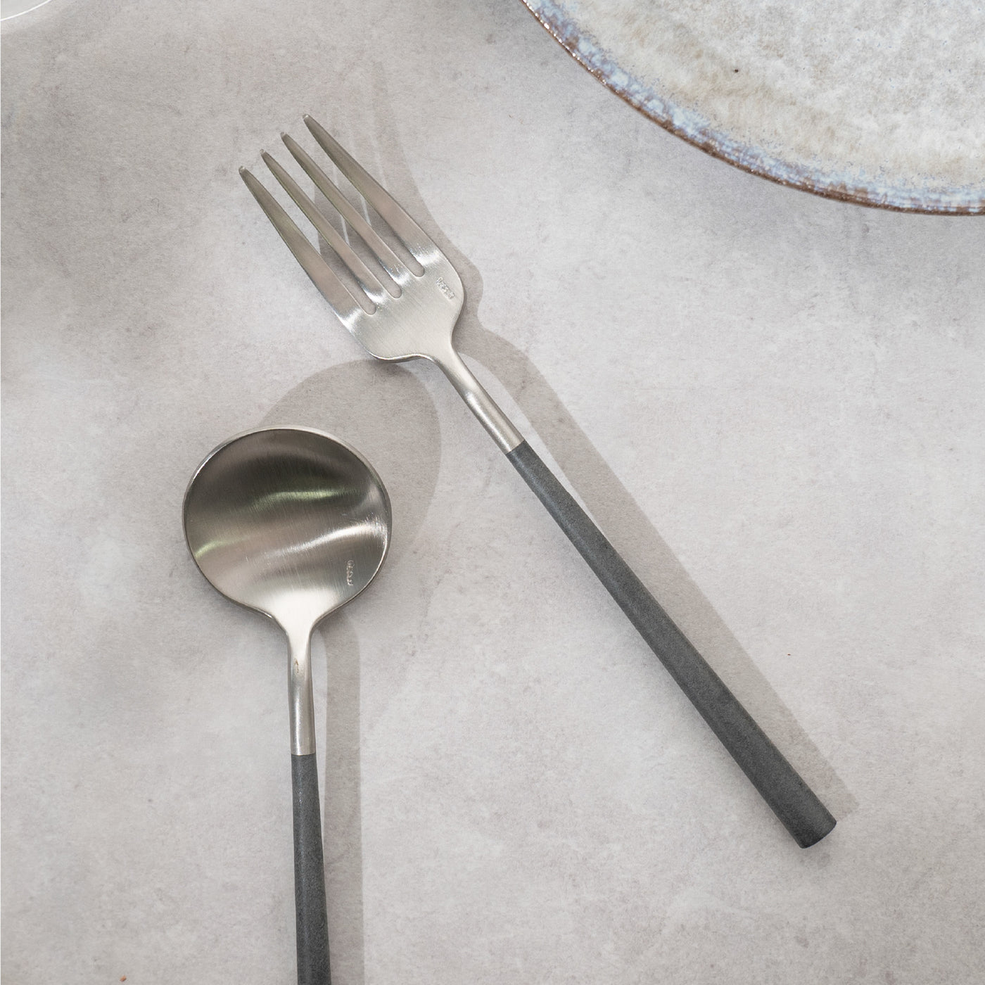 ポーラデザートフォーク（グレー） – 箸・カトラリー – 一流