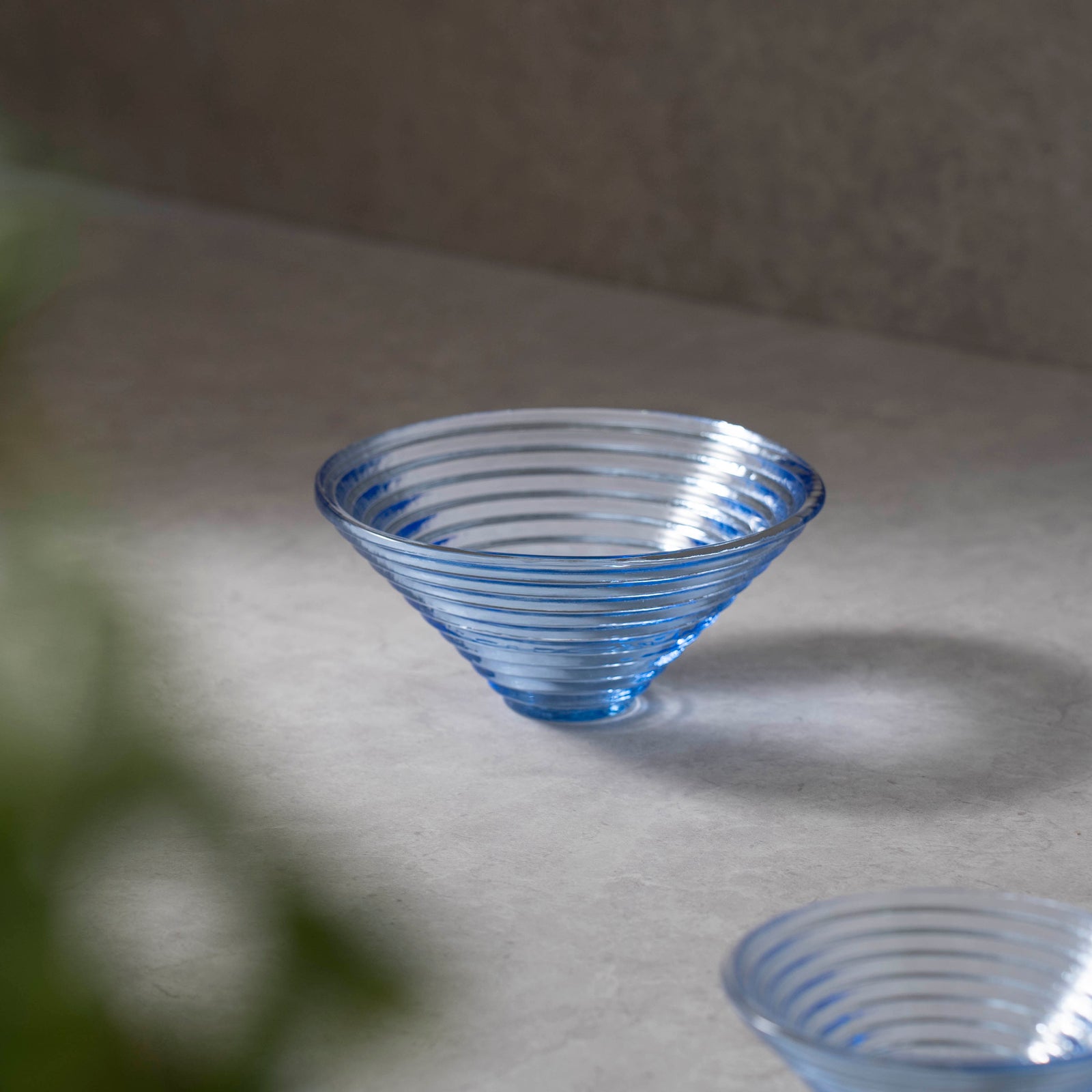 エピス ボール17cm（ブルー） – 鉢・ボール – 一流レストラン愛用