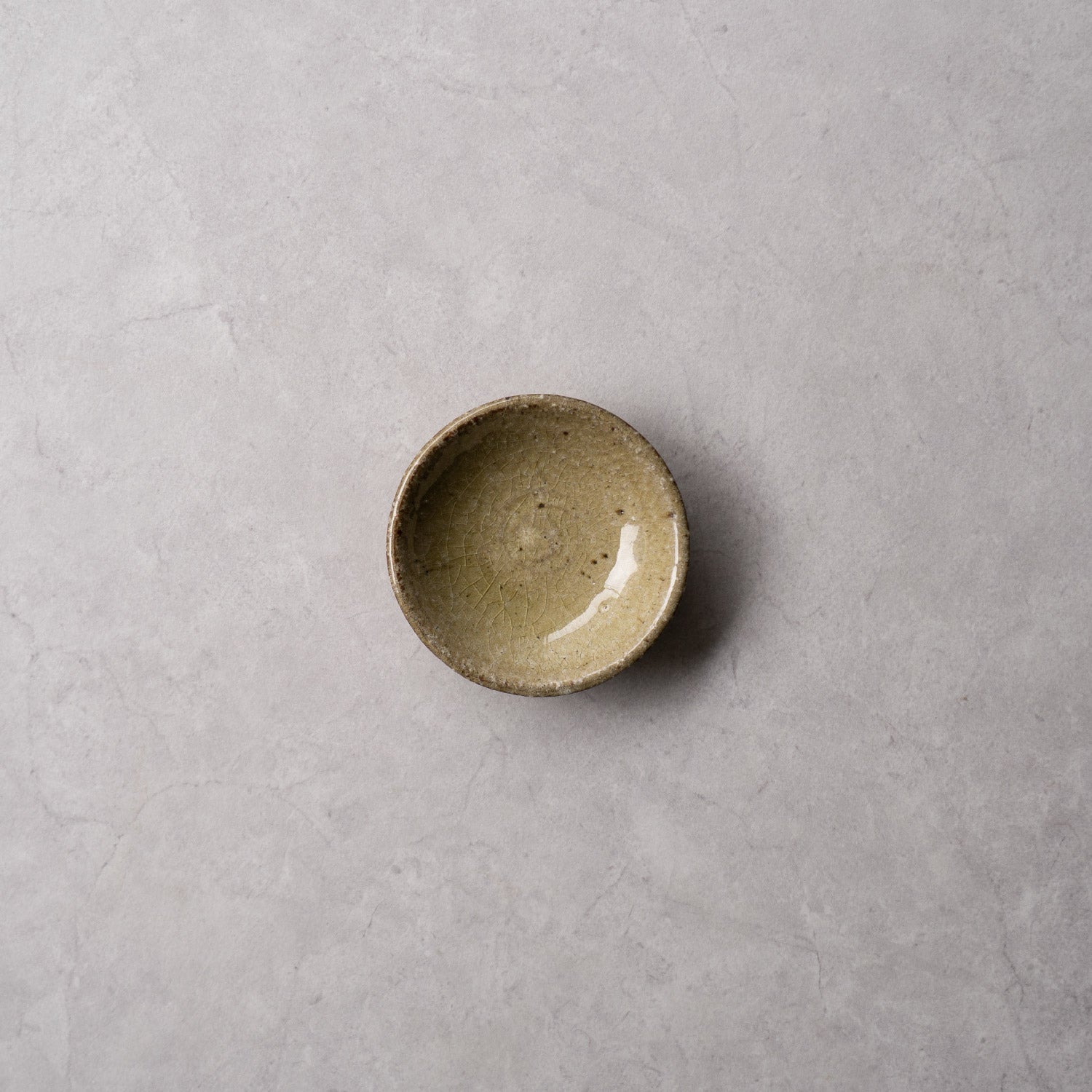 【NEW】木景（kokage）ラウンドディッシュ 9cm(黄貫入)