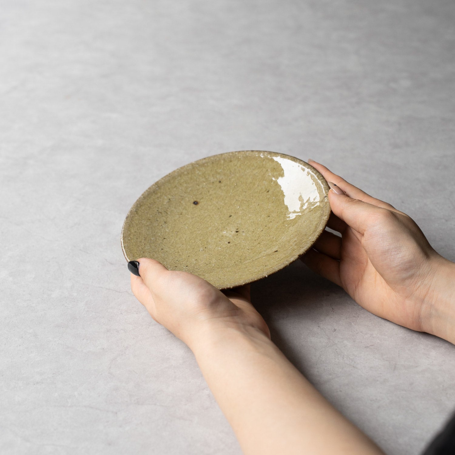 【NEW】木景（kokage）プレート 16.5cm(黄貫入)