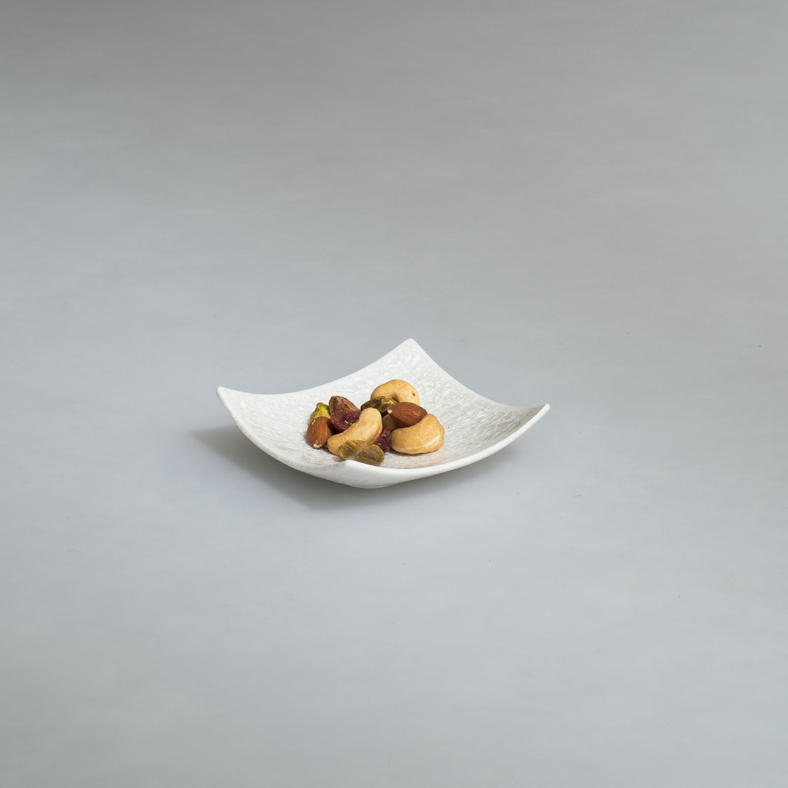 咲（saku） スクエアディッシュ – 豆皿・小皿／皿・プレート（～14cm