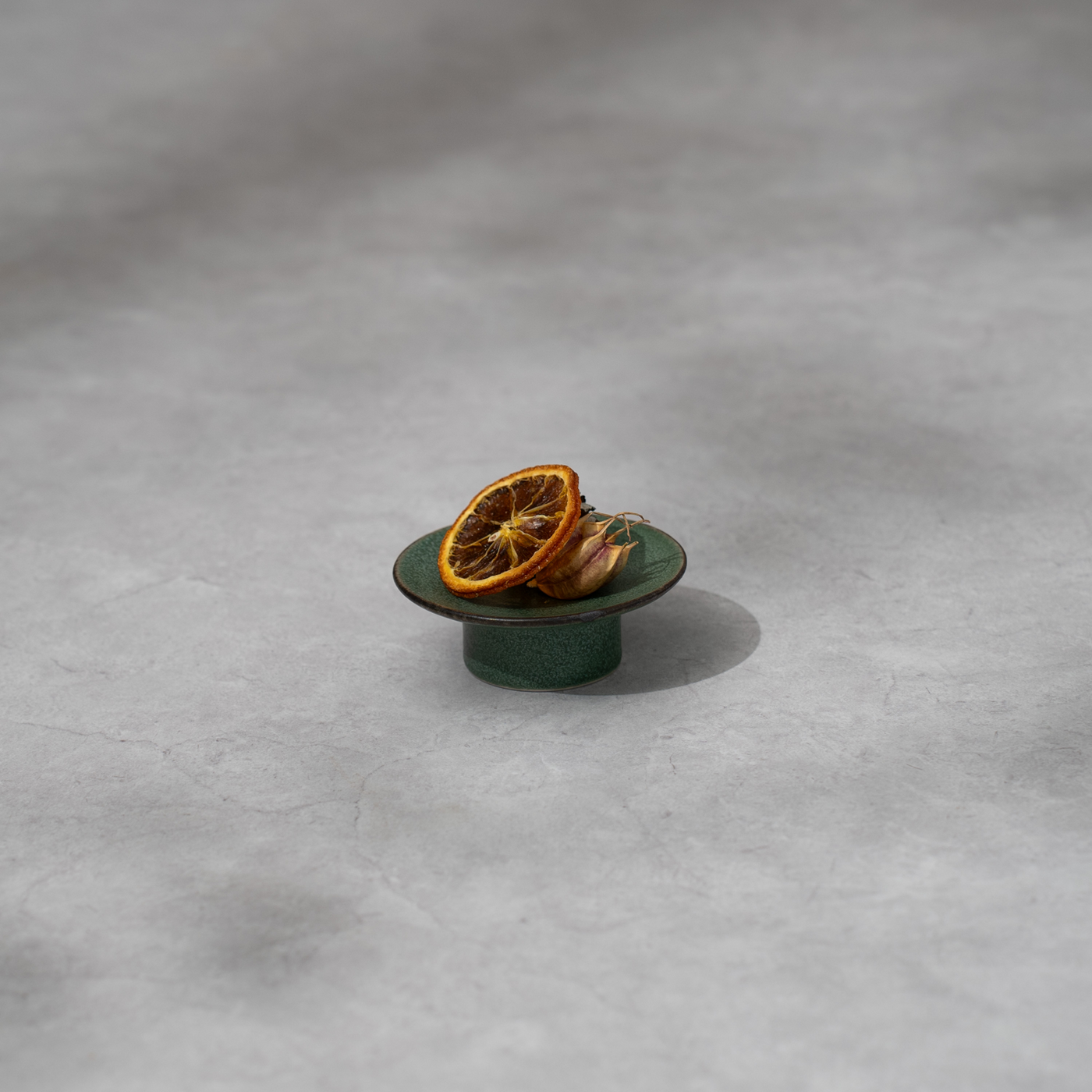 NOVA （ノヴァ）高台ディッシュ 8cm（グリーン） – 豆皿・小皿／皿
