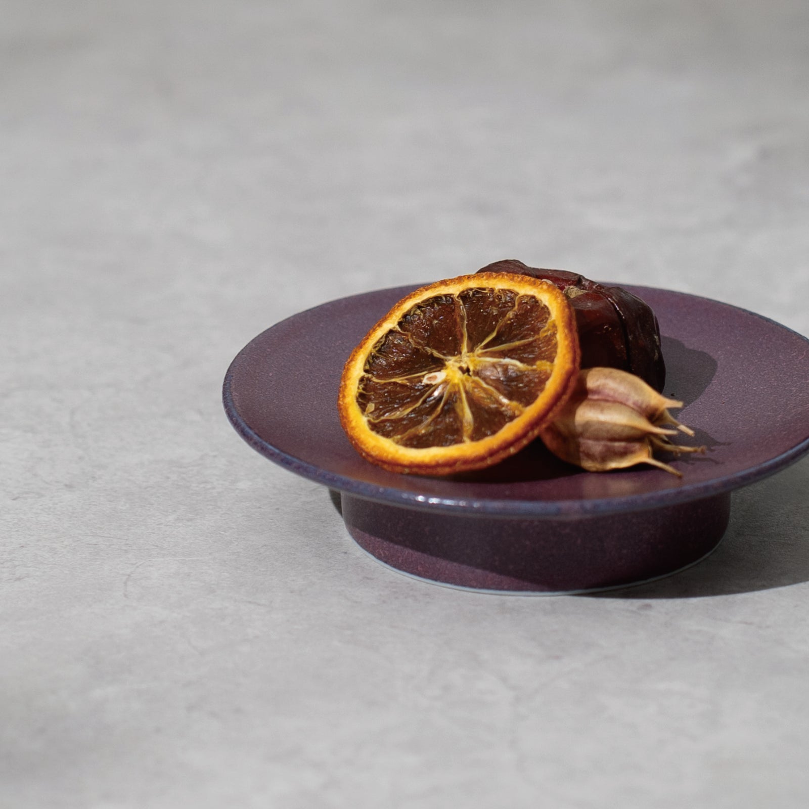 NOVA （ノヴァ）高台ディッシュ 11cm（パープル） – 豆皿・小皿／皿