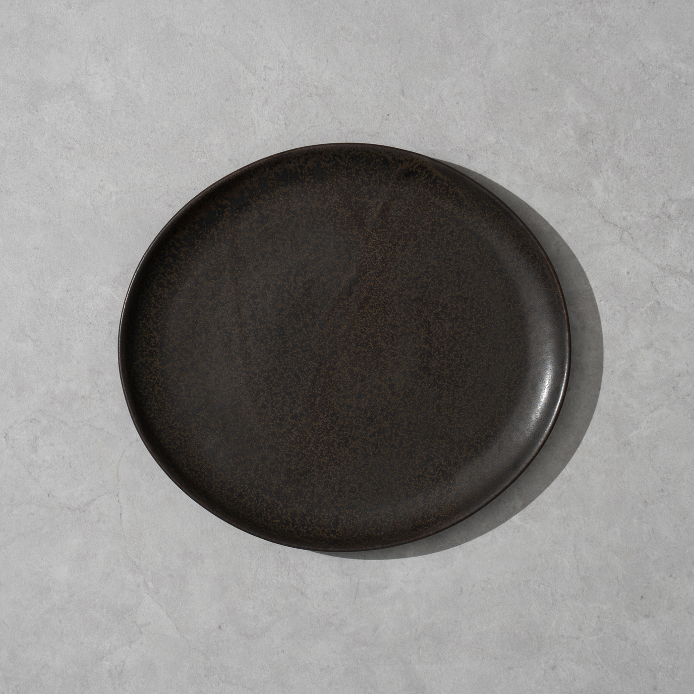 NOVA （ノヴァ）オーバルプレート 23cm（ブラック）【在庫終了】 – 皿