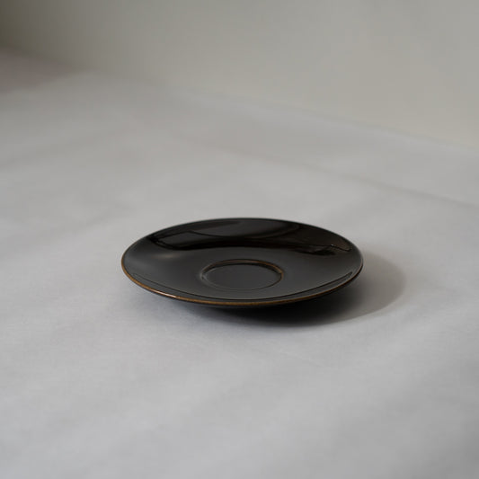 GENESIS ソーサー 17cm（ブラウン）