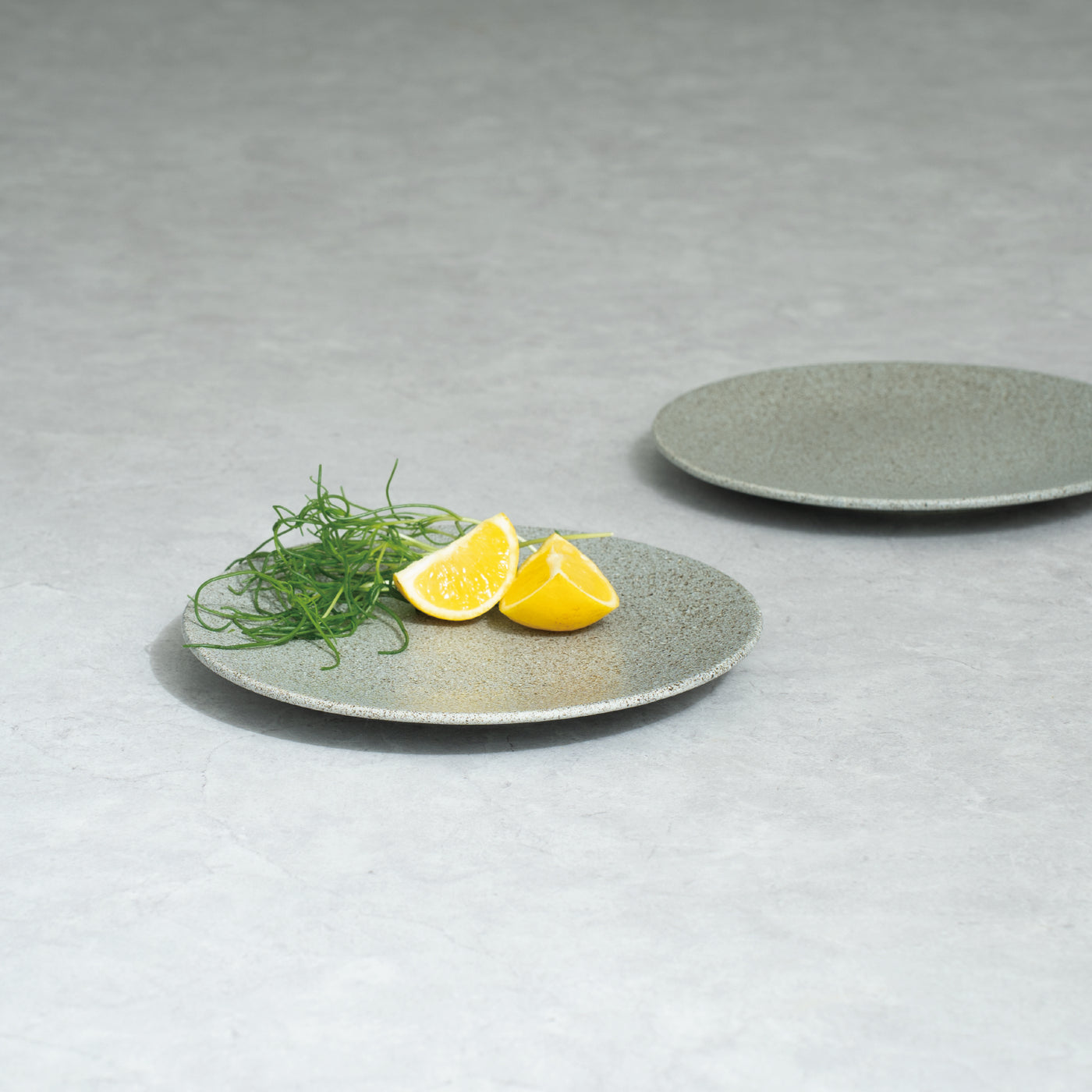 ソフィー プレート 16.5cm（グレー） – 皿・プレート – 一流レストラン