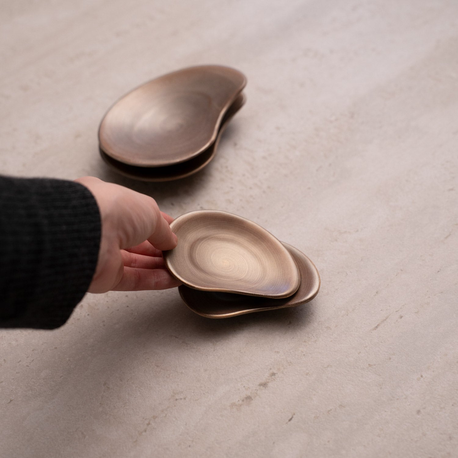 崇雪（shusetsu） カシュープレート 10cm （ゴールド）