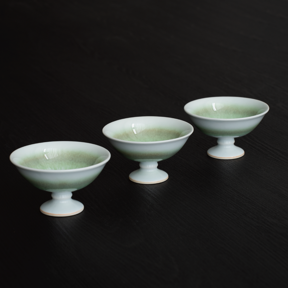 年木谷 一峰作 お菓子　鉢　高台 鍋島 環（tamaki） 高台鉢（グリーン） – 鉢・ボール – 一流