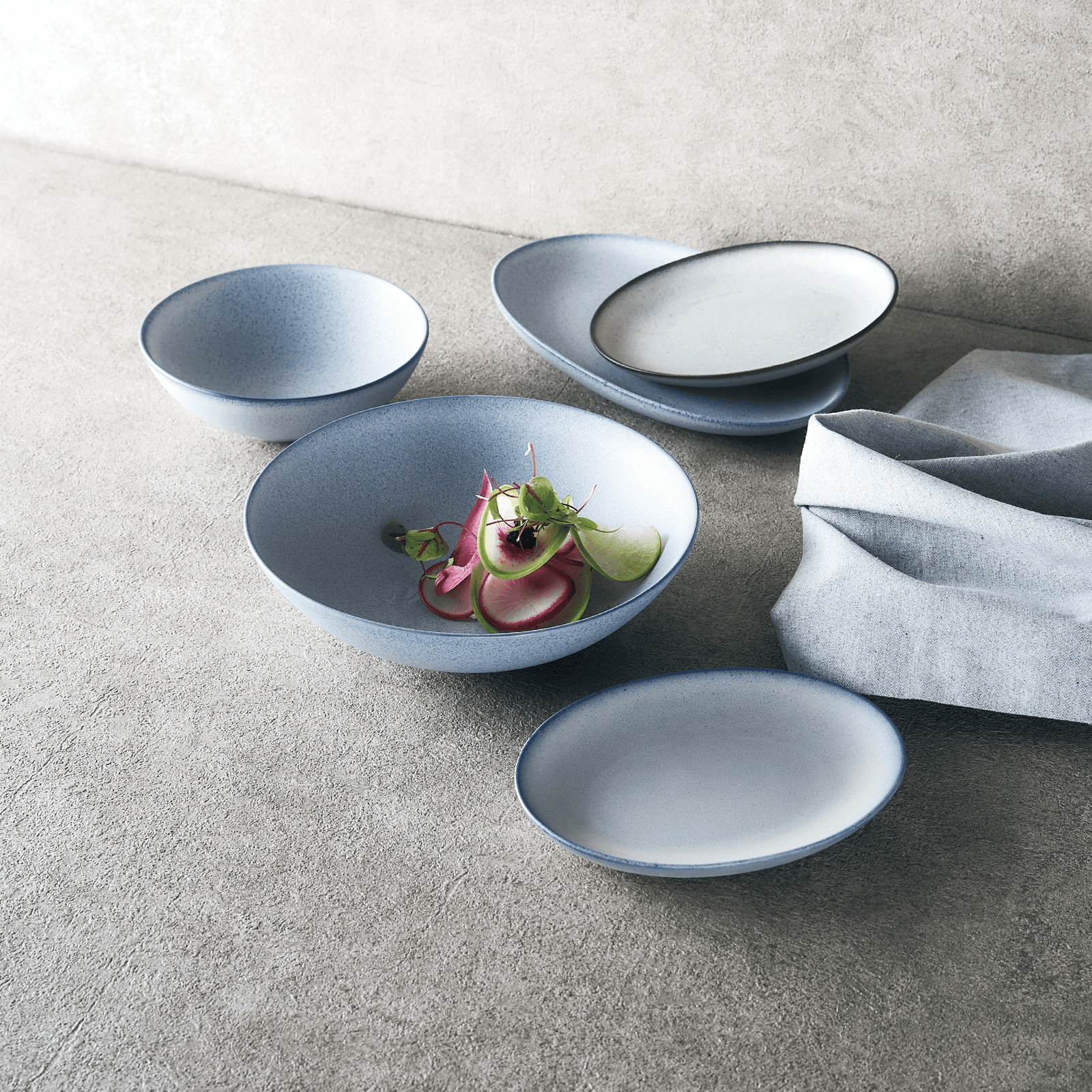 薫雲 オーバルプレート 17cm（ブラウン） – 皿・プレート – 一流