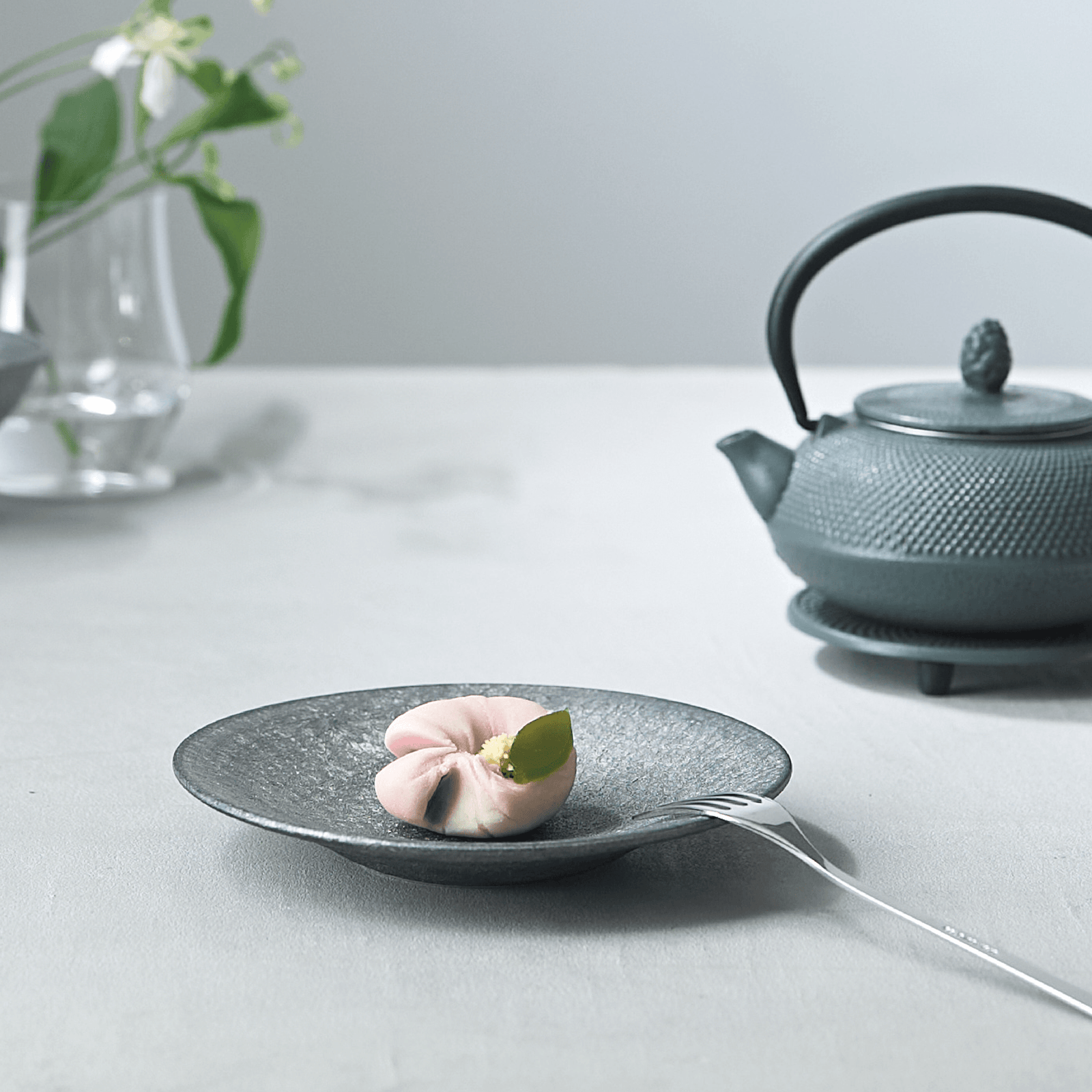 崇雪 ラウンドプレート シルバー 15cm 崇雪（shusetsu） ラウンドプレート 15cm（シルバー） \u2013 皿・プレート