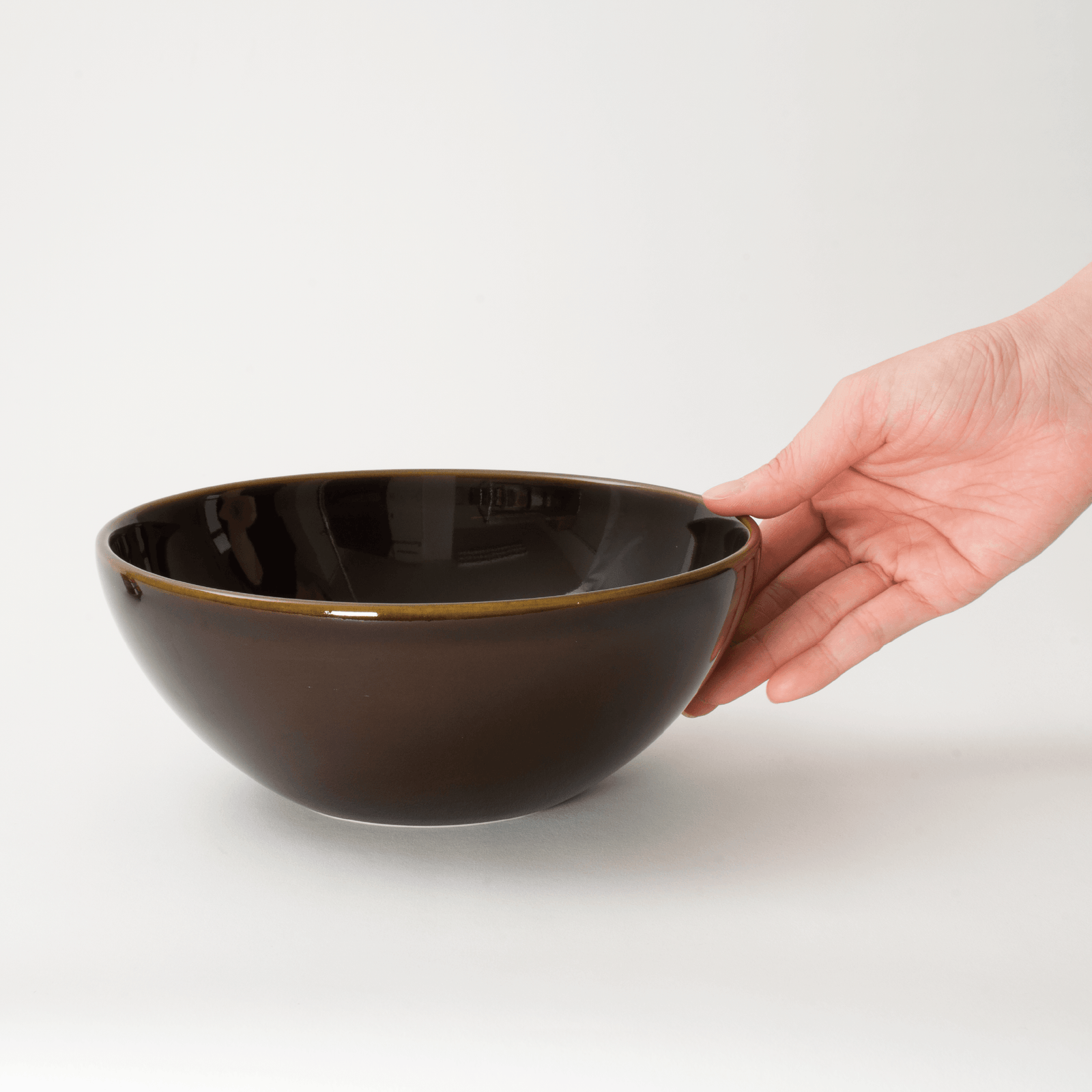 骨董７陶器の丸型ボウル 茶色と黒のグラデーション GENESIS ラウンドボール 20cm（ブラウン） – 鉢・ボール – 一流