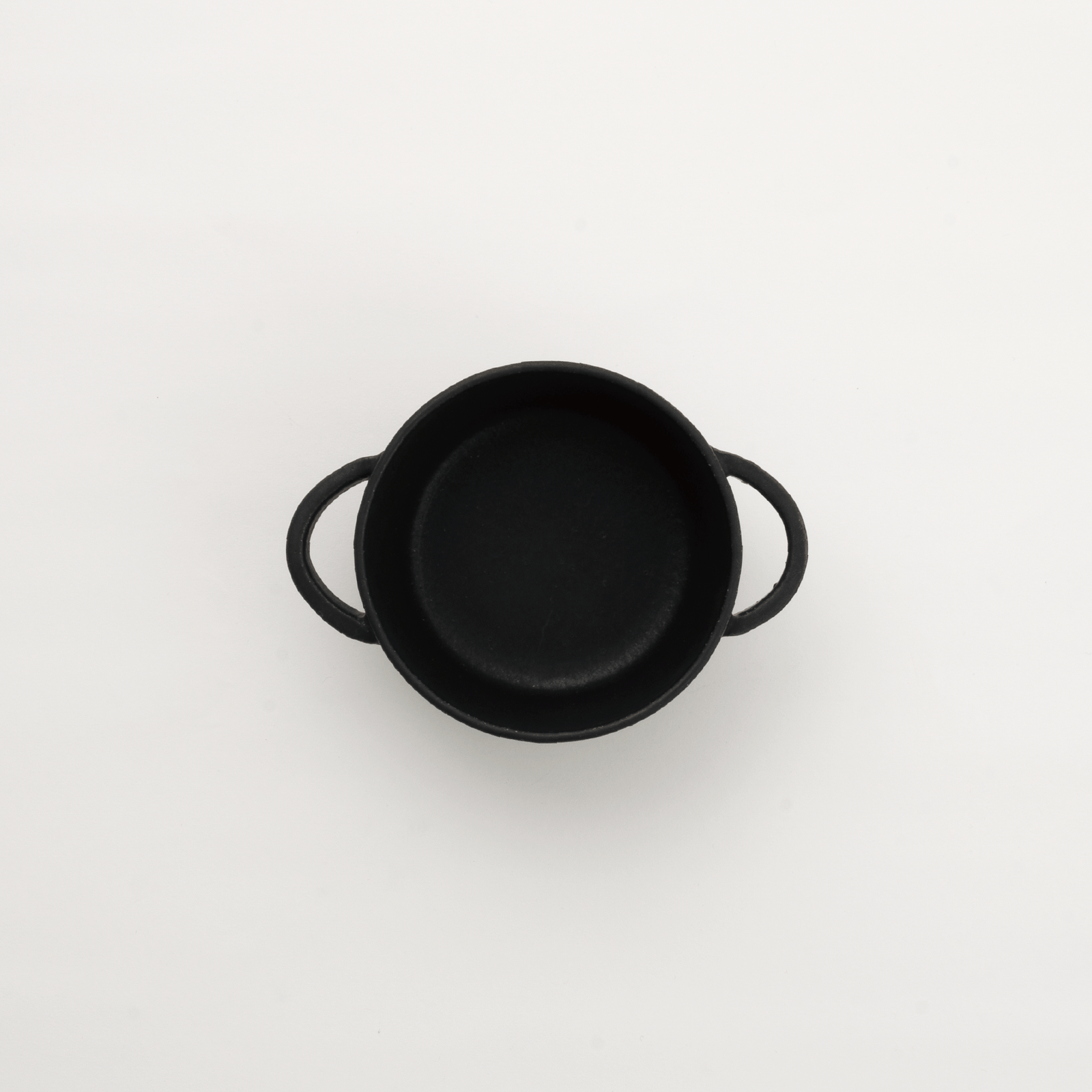 マッテ 両手キャセロール16cm（ブラック） – 耐熱・オーブンウェア